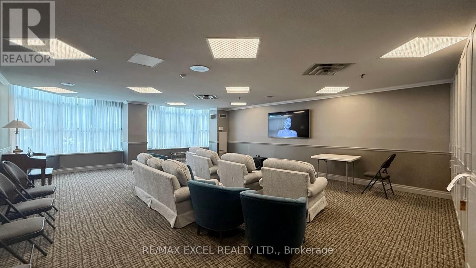 












111 - 1210 DON MILLS ROAD

,
Toronto (Banbury-Don Mills),




Ontario
M3B3N9

