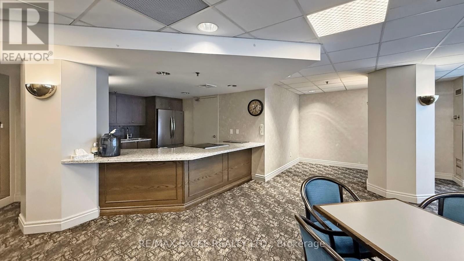 












111 - 1210 DON MILLS ROAD

,
Toronto (Banbury-Don Mills),




Ontario
M3B3N9

