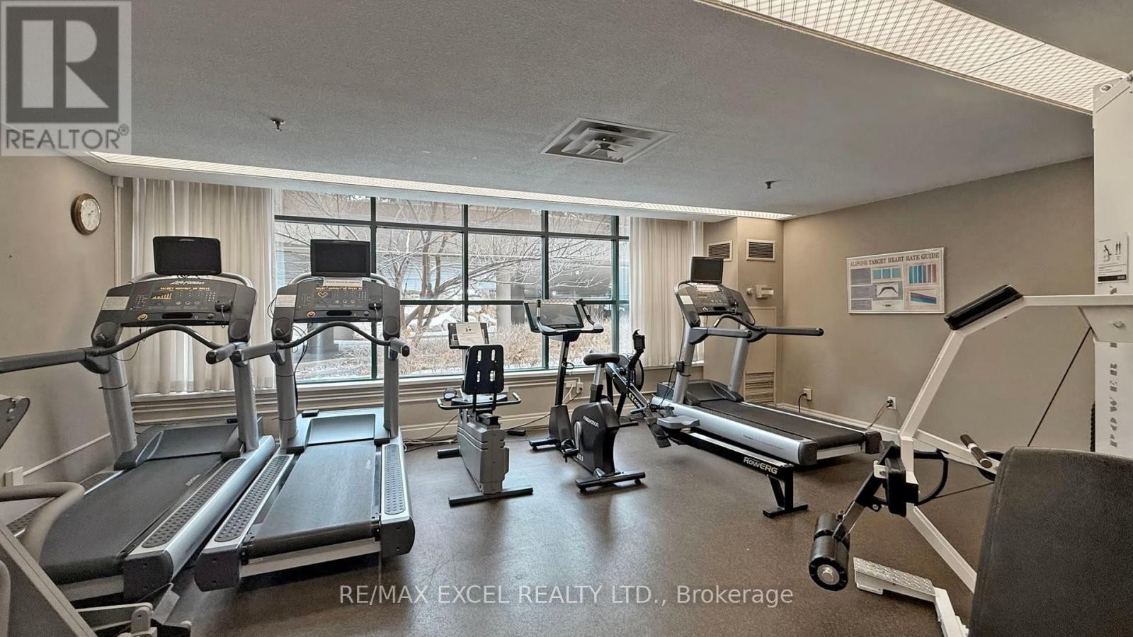 












111 - 1210 DON MILLS ROAD

,
Toronto (Banbury-Don Mills),




Ontario
M3B3N9

