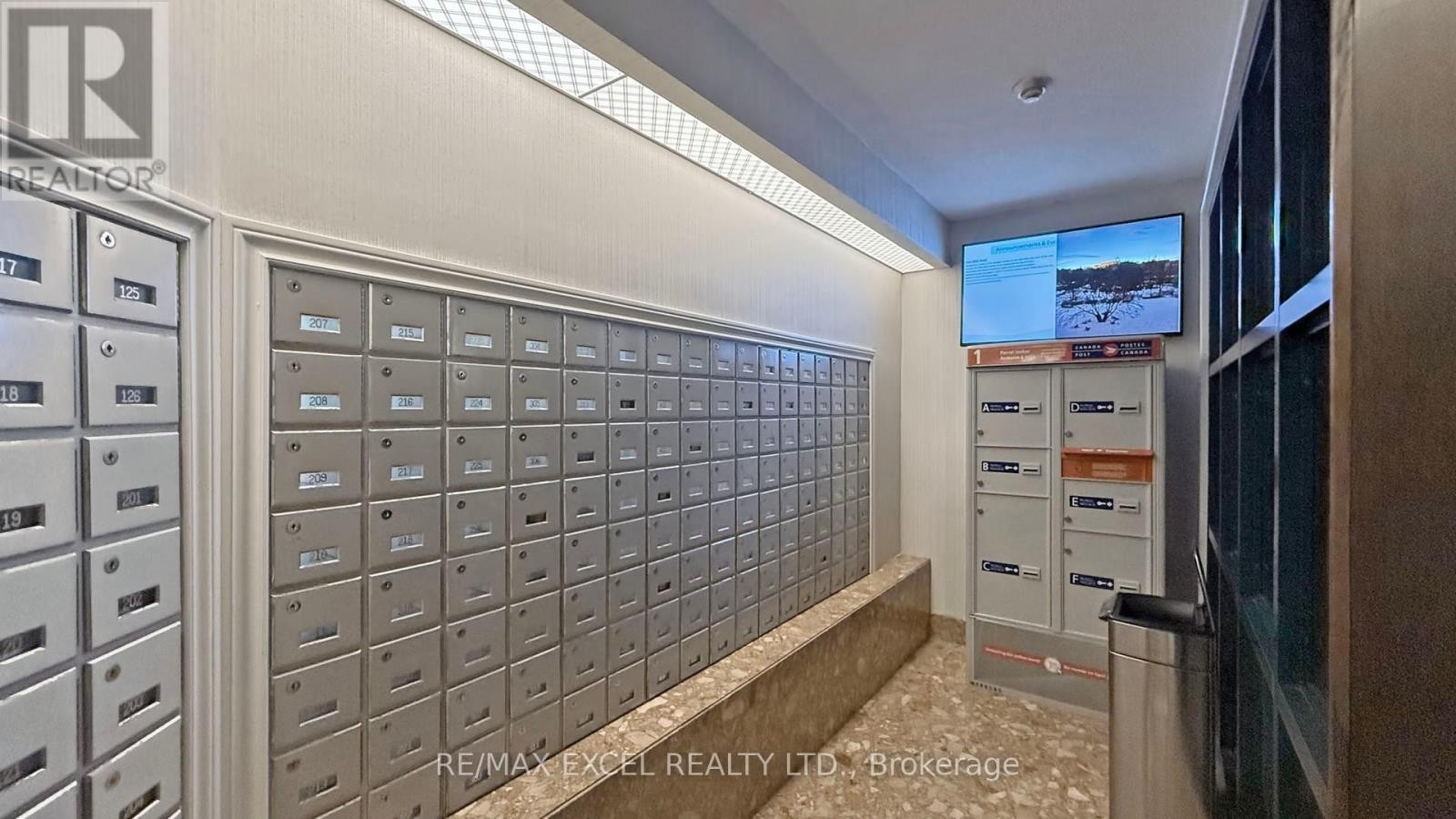 












111 - 1210 DON MILLS ROAD

,
Toronto (Banbury-Don Mills),




Ontario
M3B3N9

