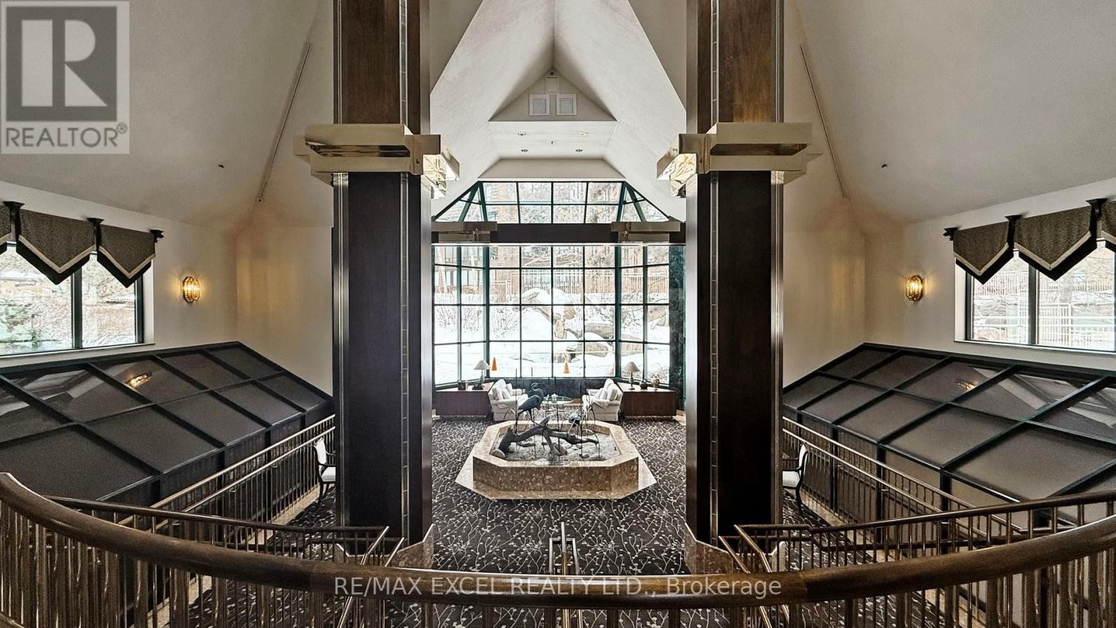 












111 - 1210 DON MILLS ROAD

,
Toronto (Banbury-Don Mills),




Ontario
M3B3N9

