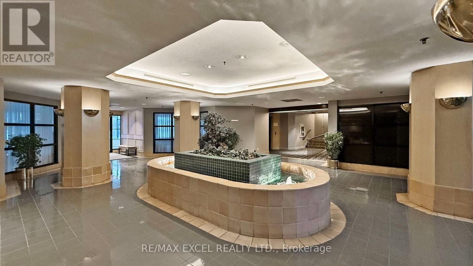 












111 - 1210 DON MILLS ROAD

,
Toronto (Banbury-Don Mills),




Ontario
M3B3N9

