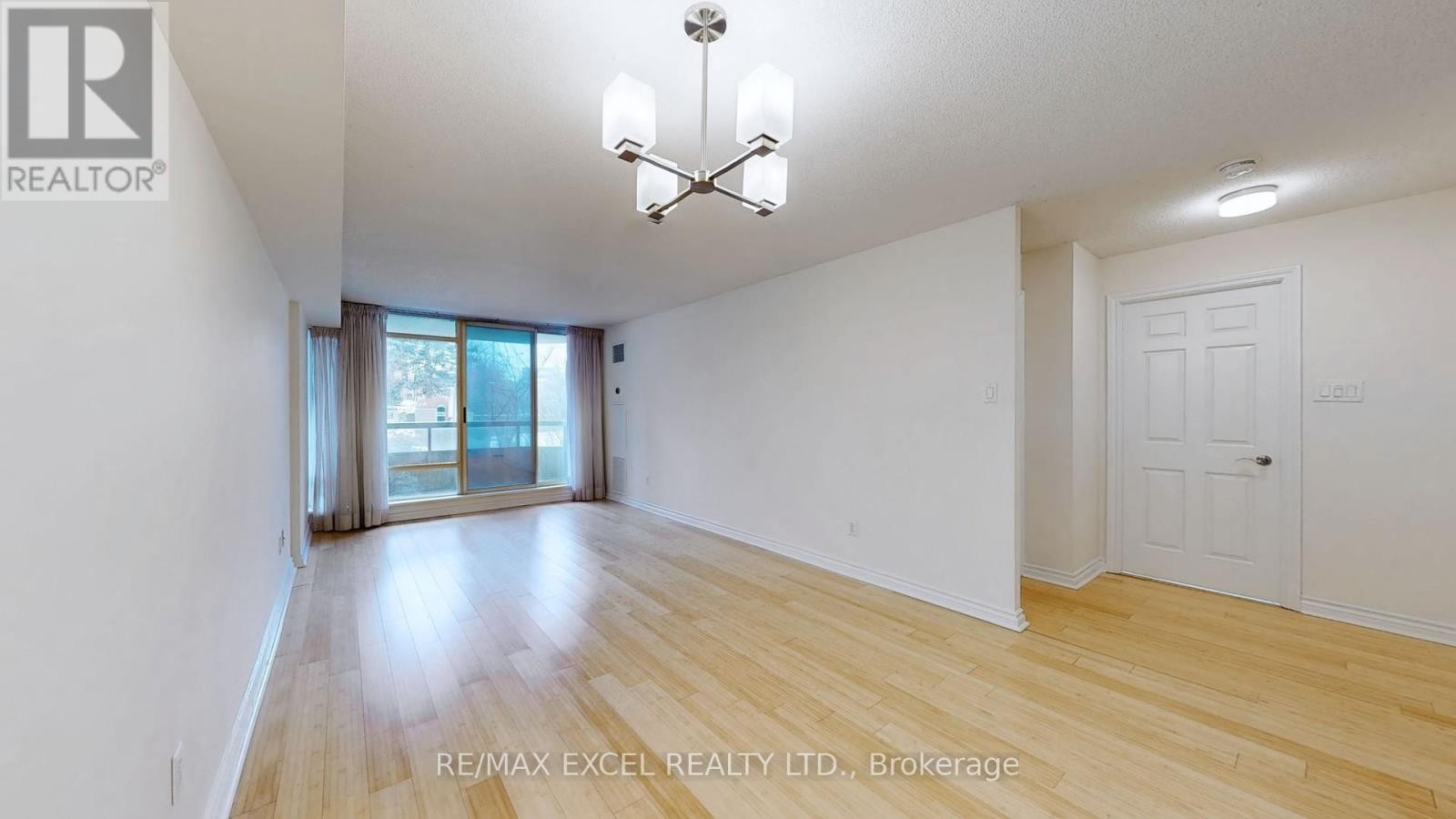 












111 - 1210 DON MILLS ROAD

,
Toronto (Banbury-Don Mills),




Ontario
M3B3N9

