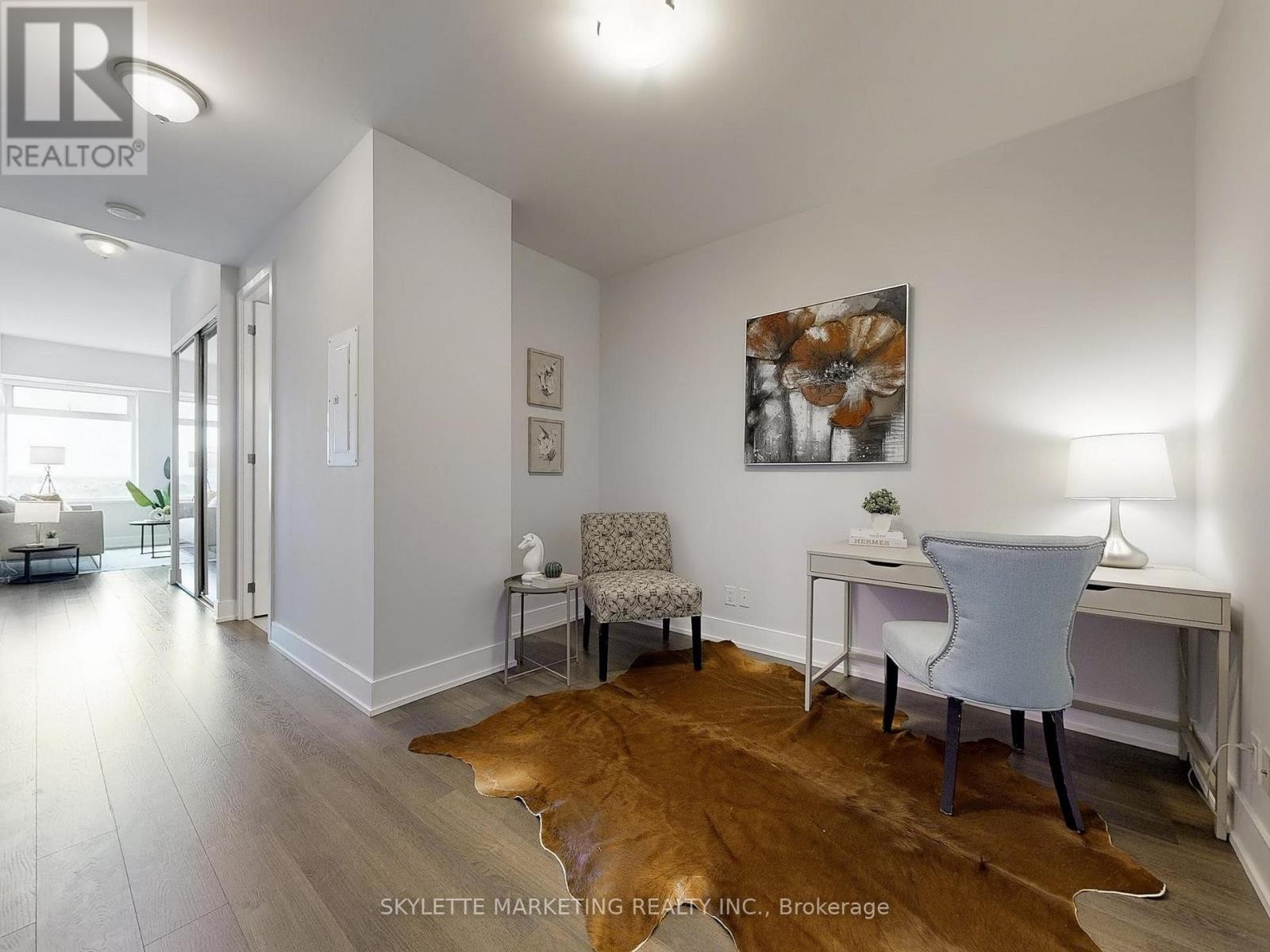 












1128 - 111 ST CLAIR AVENUE W

,
Toronto (Yonge-St. Clair),




Ontario
M4V1N5

