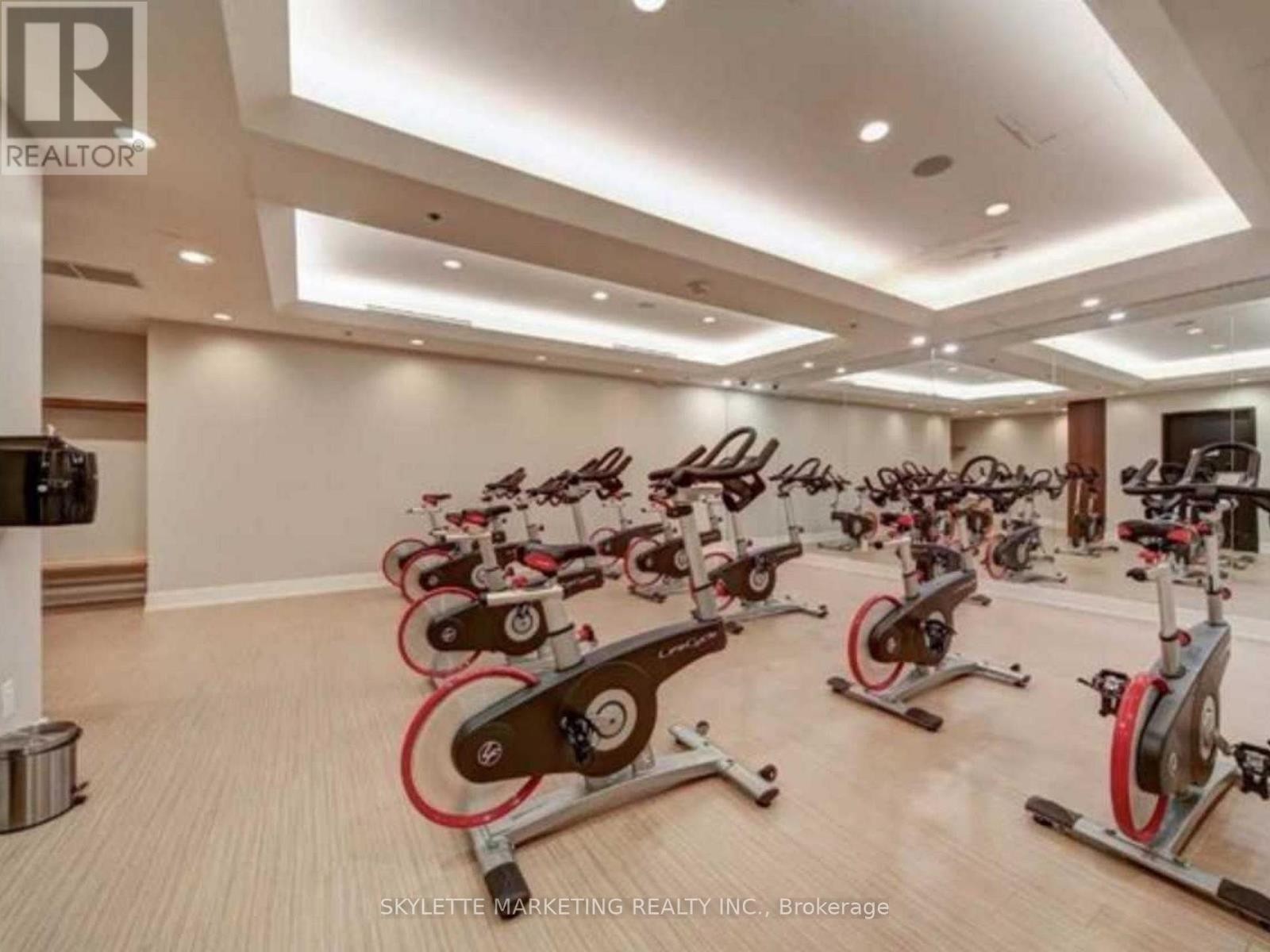 












1128 - 111 ST CLAIR AVENUE W

,
Toronto (Yonge-St. Clair),




Ontario
M4V1N5

