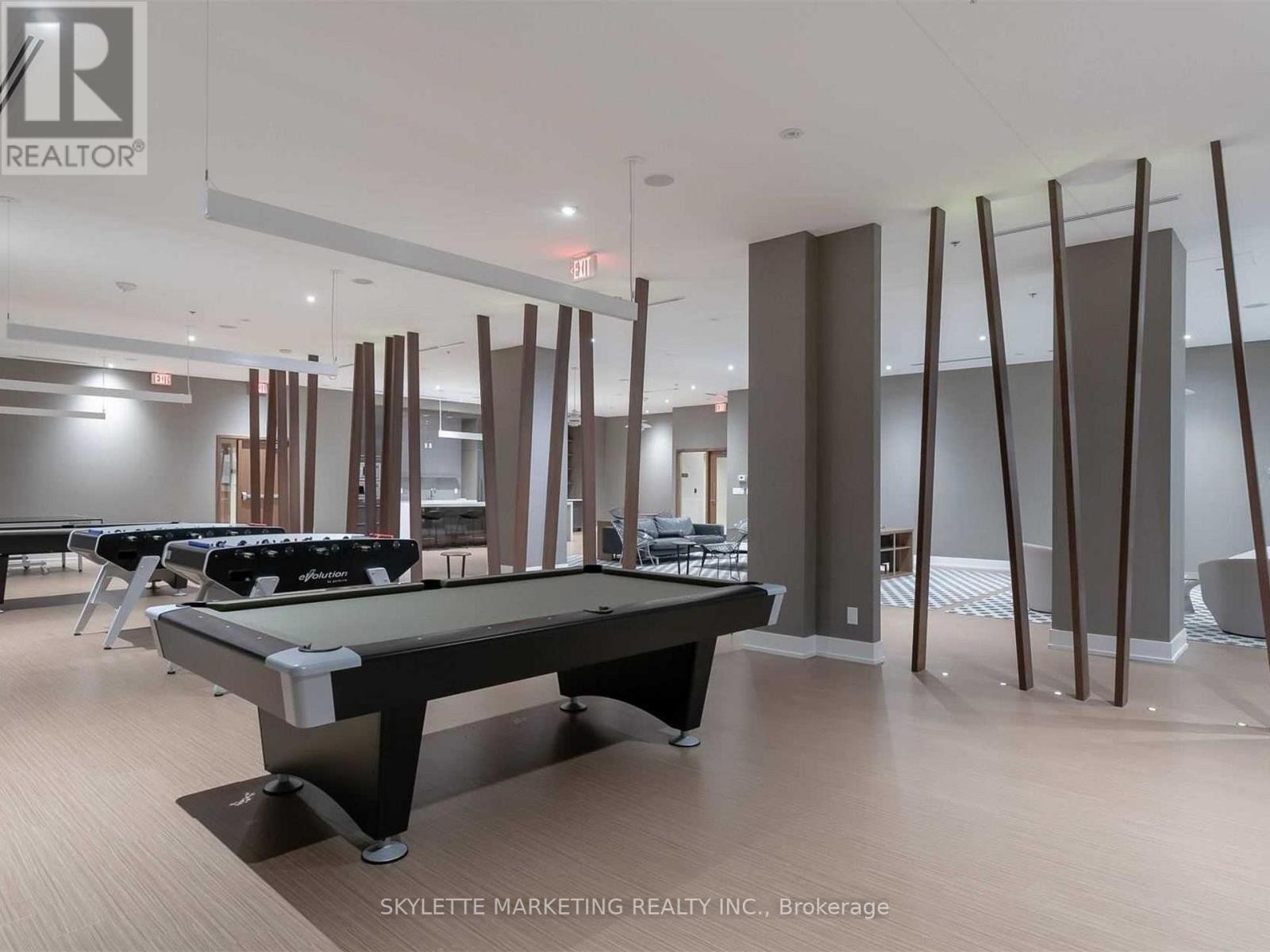 












1128 - 111 ST CLAIR AVENUE W

,
Toronto (Yonge-St. Clair),




Ontario
M4V1N5

