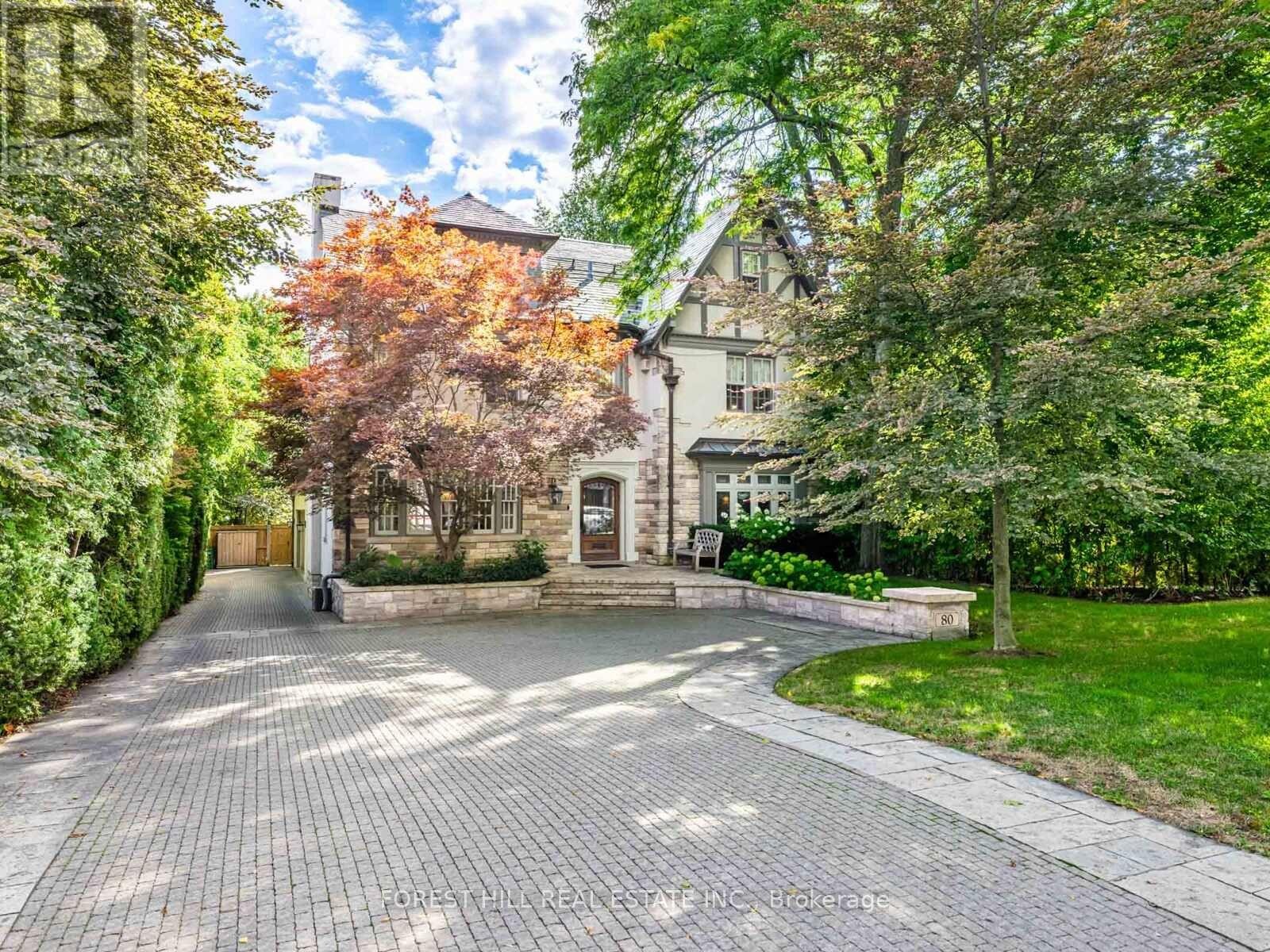 












80 OLD FOREST HILL ROAD

,
Toronto (Forest Hill South),




Ontario
M5P2R5

