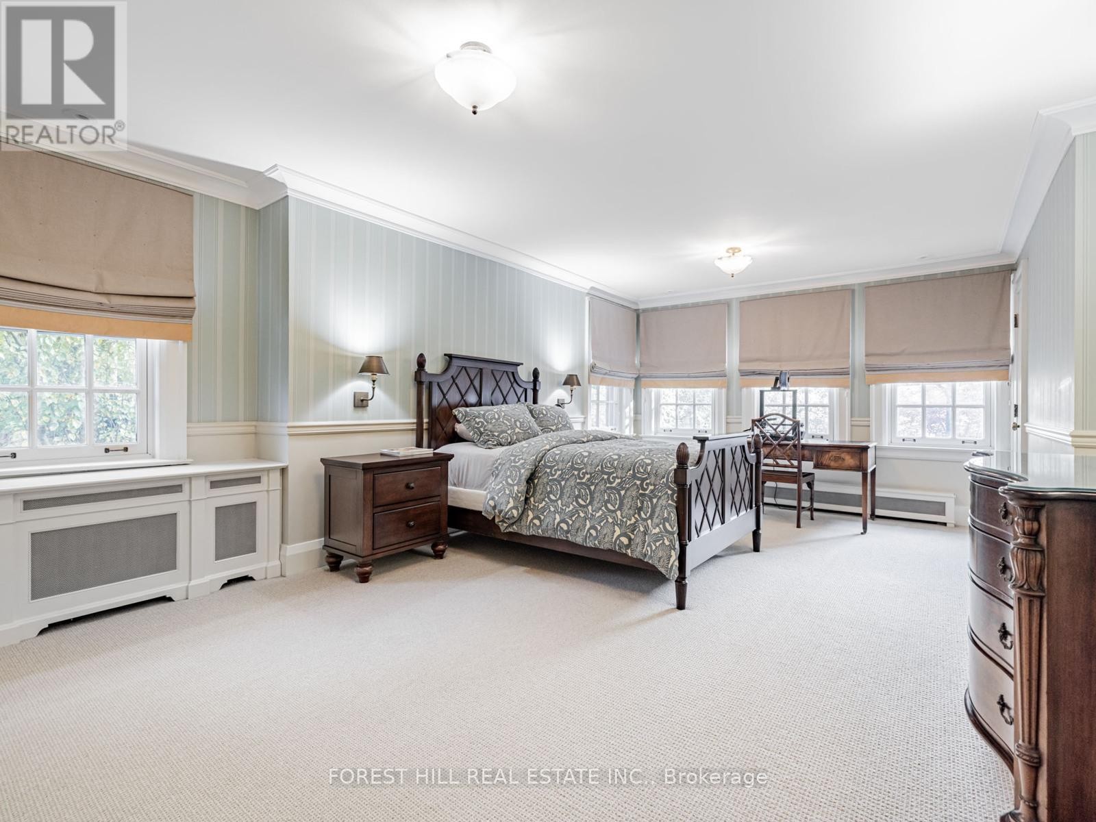 












80 OLD FOREST HILL ROAD

,
Toronto (Forest Hill South),




Ontario
M5P2R5

