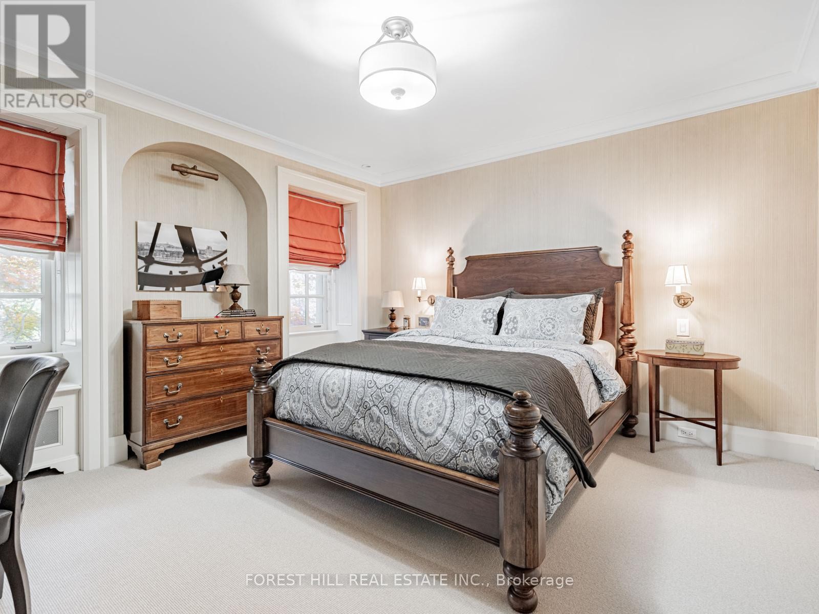 












80 OLD FOREST HILL ROAD

,
Toronto (Forest Hill South),




Ontario
M5P2R5

