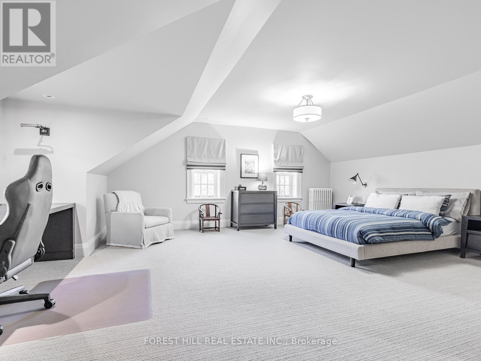 












80 OLD FOREST HILL ROAD

,
Toronto (Forest Hill South),




Ontario
M5P2R5

