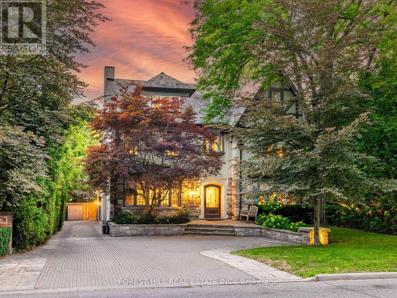 












80 OLD FOREST HILL ROAD

,
Toronto (Forest Hill South),




Ontario
M5P2R5

