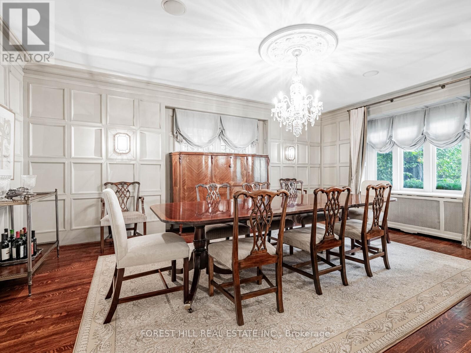 












80 OLD FOREST HILL ROAD

,
Toronto (Forest Hill South),




Ontario
M5P2R5

