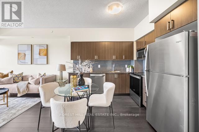 












319 - 1603 EGLINTON AVENUE W

,
Toronto (Oakwood Village),




Ontario
M6E0A1

