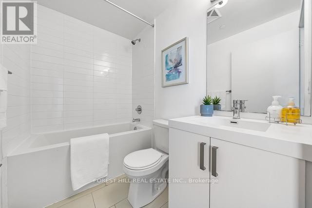 












319 - 1603 EGLINTON AVENUE W

,
Toronto (Oakwood Village),




Ontario
M6E0A1

