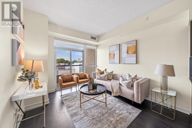 












319 - 1603 EGLINTON AVENUE W

,
Toronto (Oakwood Village),




Ontario
M6E0A1

