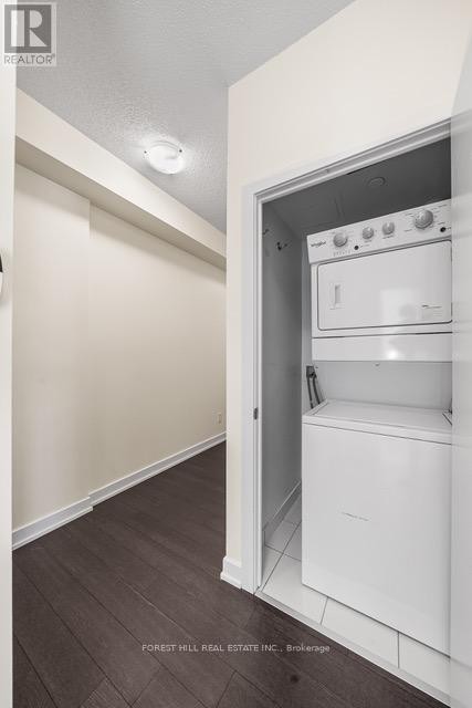 












319 - 1603 EGLINTON AVENUE W

,
Toronto (Oakwood Village),




Ontario
M6E0A1

