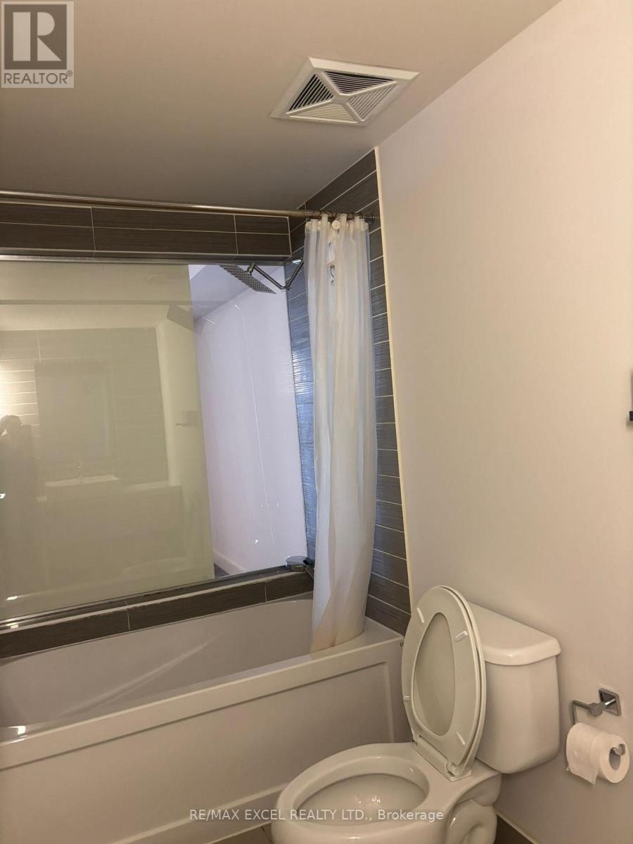 












525 - 5 HANNA AVENUE

,
Toronto (Niagara),




Ontario
M6K1X6

