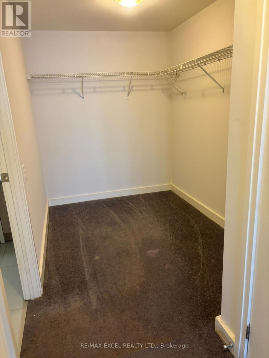 












525 - 5 HANNA AVENUE

,
Toronto (Niagara),




Ontario
M6K1X6

