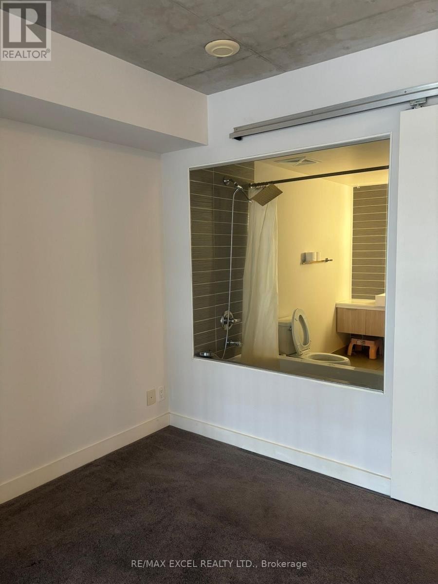 












525 - 5 HANNA AVENUE

,
Toronto (Niagara),




Ontario
M6K1X6

