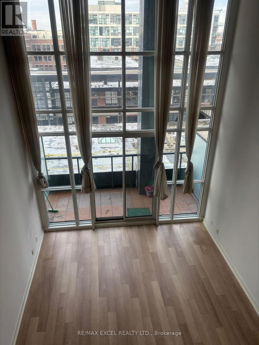 












525 - 5 HANNA AVENUE

,
Toronto (Niagara),




Ontario
M6K1X6

