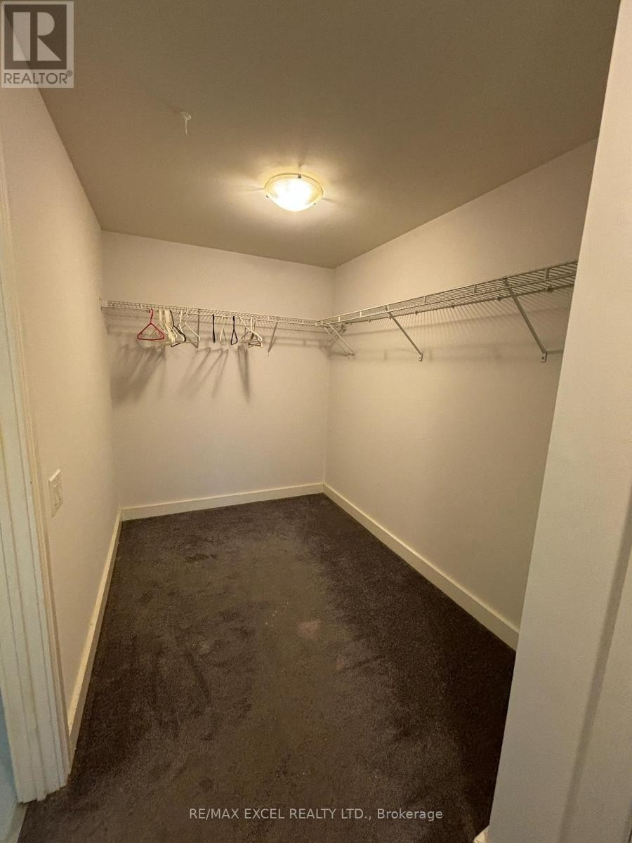 












525 - 5 HANNA AVENUE

,
Toronto (Niagara),




Ontario
M6K1X6

