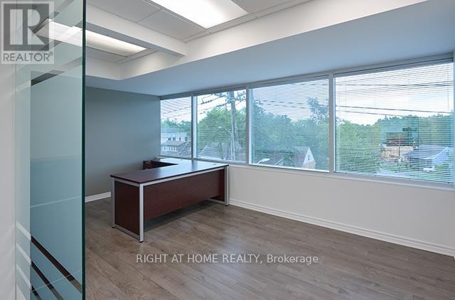 












501 - 170 SHEPPARD AVENUE E

,
Toronto (Willowdale East),




Ontario
M2N3A4

