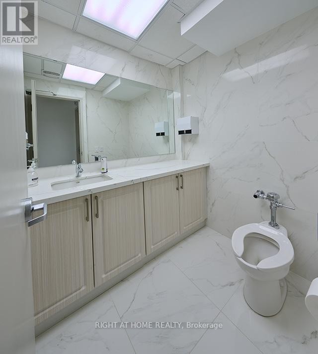 












500 - 170 SHEPPARD AVENUE E

,
Toronto (Willowdale East),




Ontario
M2N3A4

