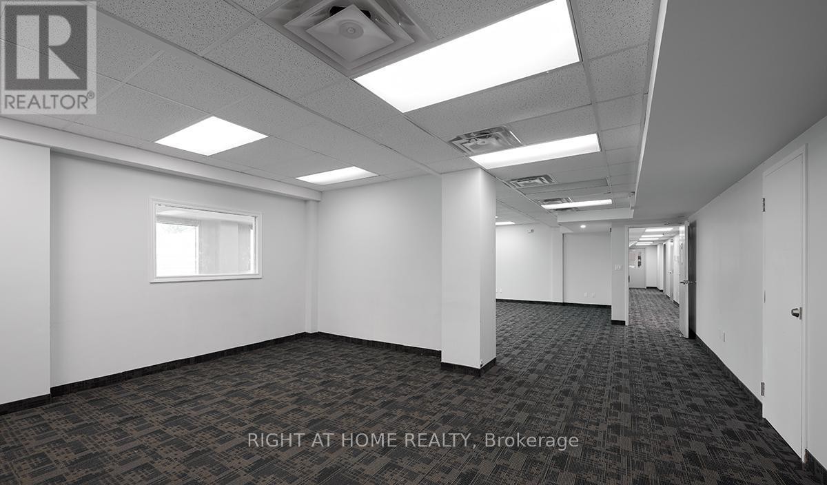 












304 - 170 SHEPPARD AVENUE E

,
Toronto (Willowdale East),




Ontario
M2N3A4

