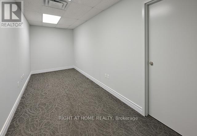 












303 - 170 SHEPPARD AVENUE E

,
Toronto (Willowdale East),




Ontario
M2N3A4

