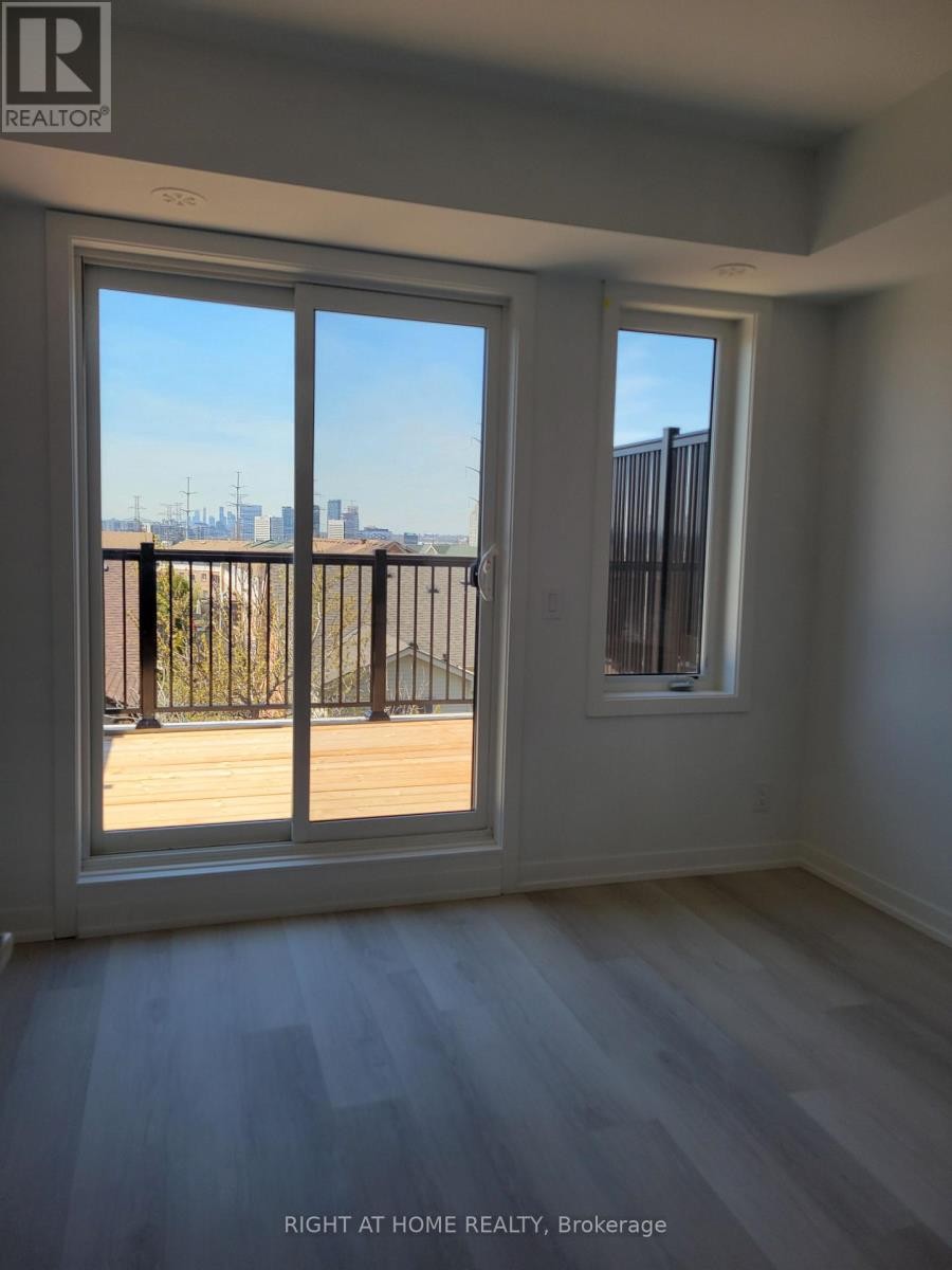 












4 - 42 CASE OOTES DRIVE

,
Toronto (Victoria Village),




Ontario
M4A0A9

