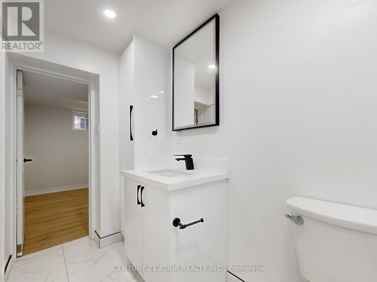 












LOWER A - 57 SADDLE RIDGE DRIVE

,
Toronto (Victoria Village),




Ontario
M4A1Z6

