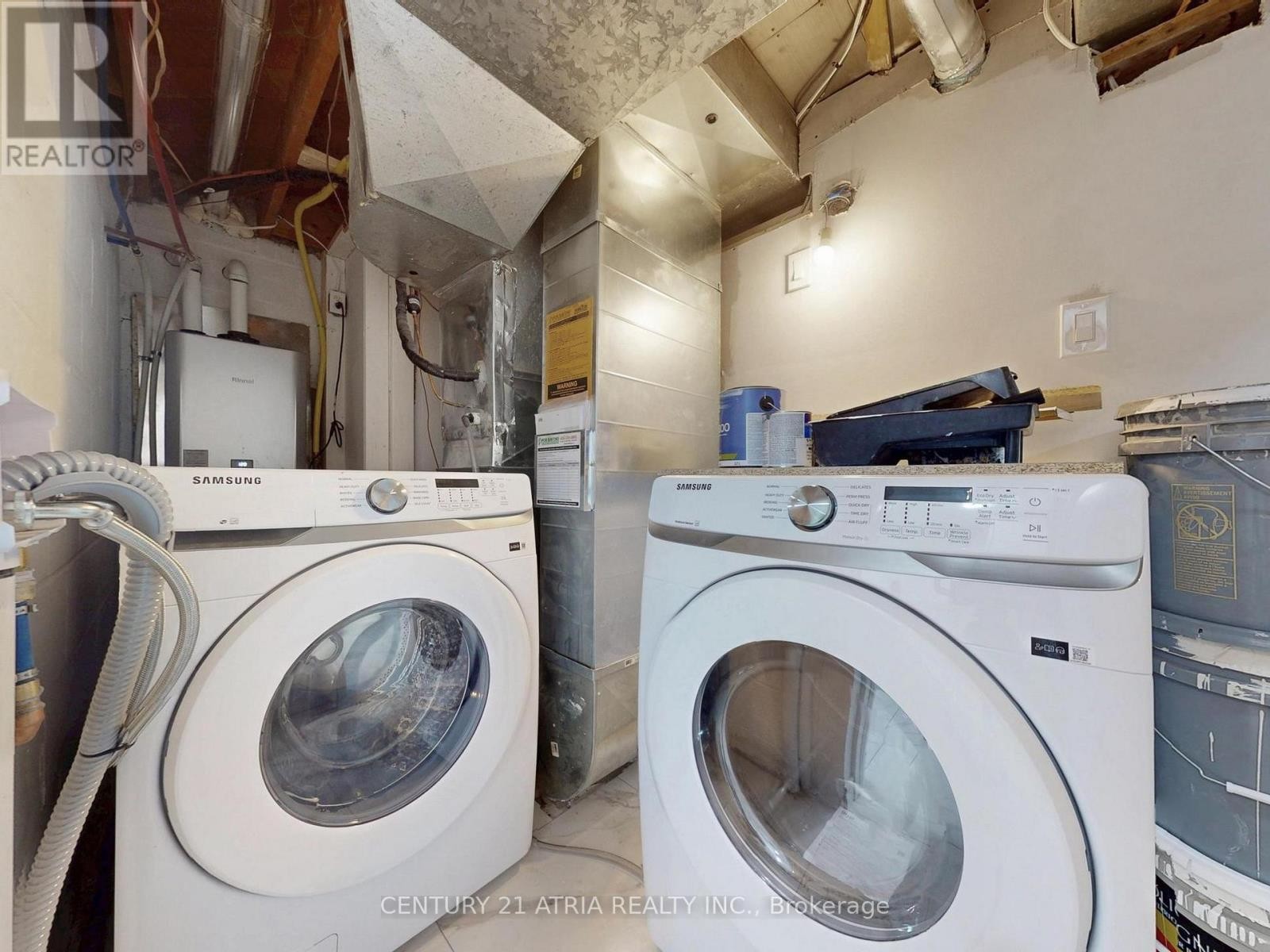 












LOWER A - 57 SADDLE RIDGE DRIVE

,
Toronto (Victoria Village),




Ontario
M4A1Z6

