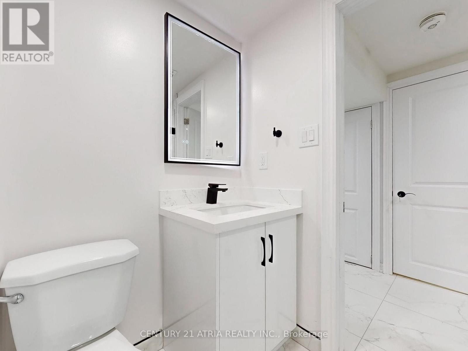 












LOWER B - 57 SADDLE RIDGE DRIVE

,
Toronto (Victoria Village),




Ontario
M4A1Z6

