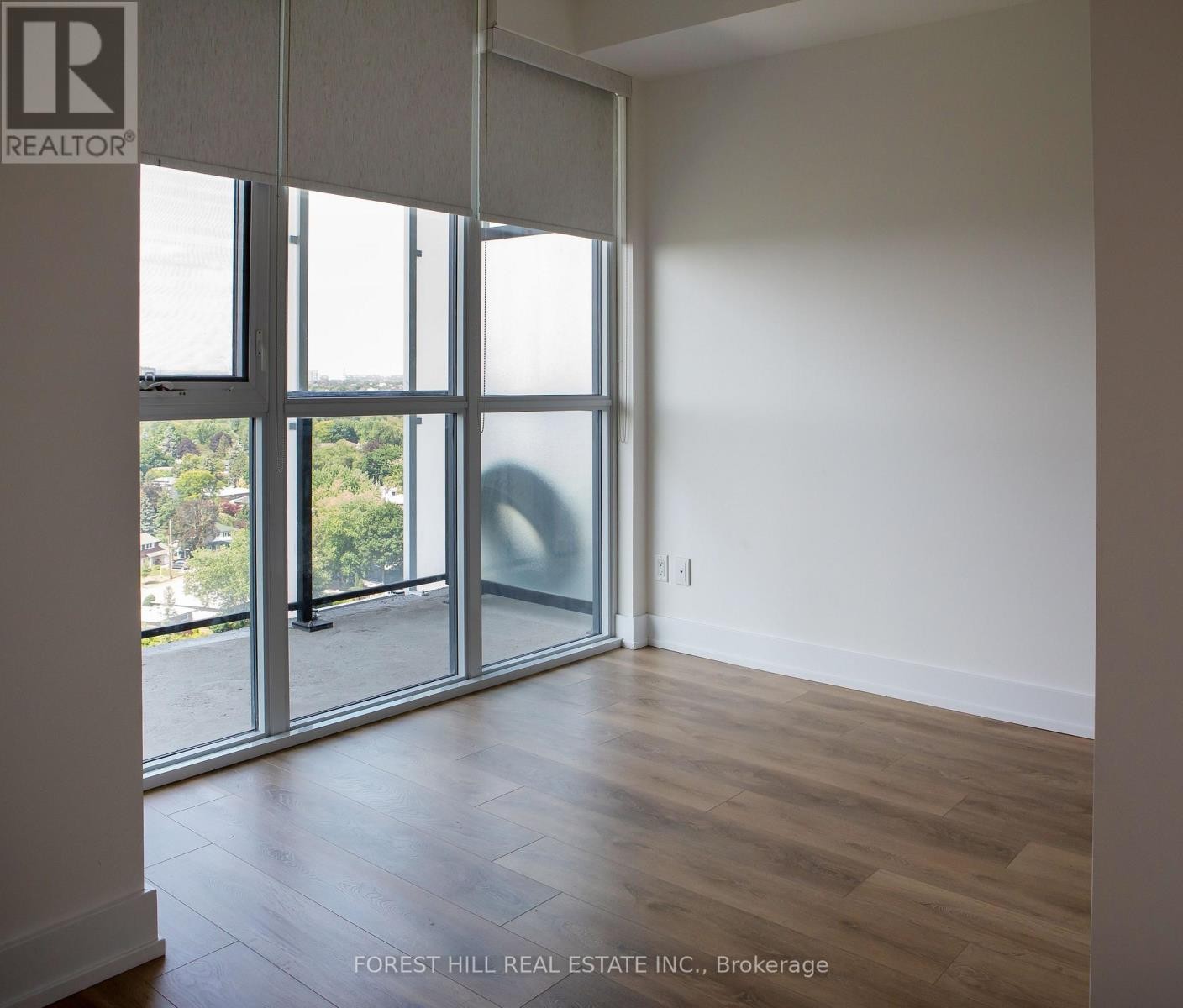 












1407 - 128 FAIRVIEW MALL DRIVE

,
Toronto (Don Valley Village),




Ontario
M2J0E8

