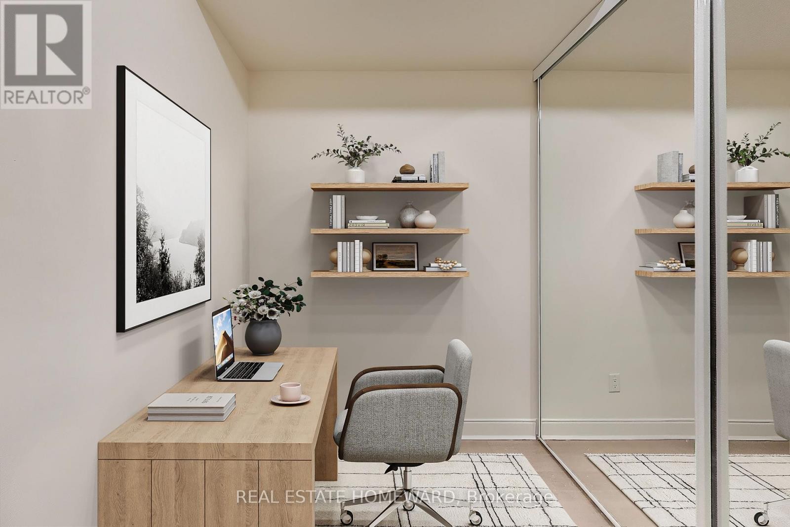 












305 - 21 SCOLLARD STREET

,
Toronto (Annex),




Ontario
M5R1G1

