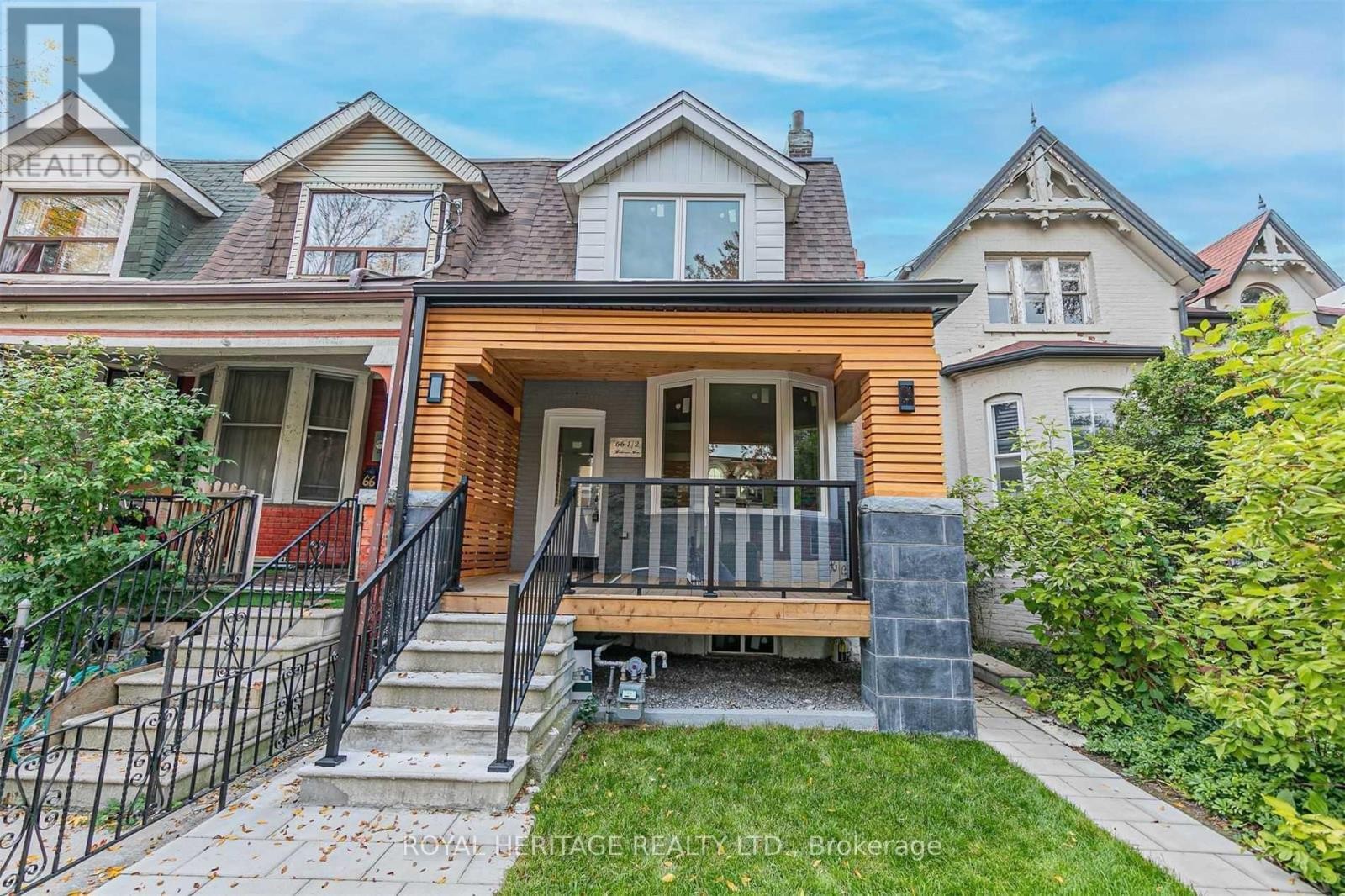 












66A BELLEVUE AVENUE

,
Toronto (Kensington-Chinatown),




Ontario
M5T2N4

