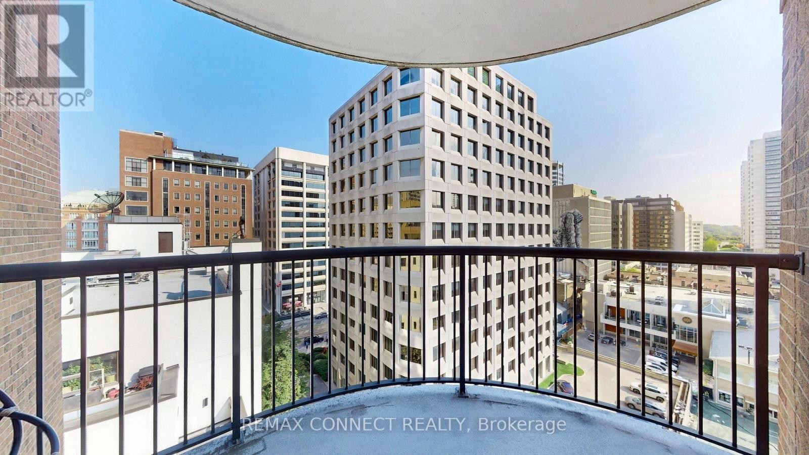 












1002 - 47 ST CLAIR AVENUE W

,
Toronto (Yonge-St. Clair),




Ontario
M4V3A5

