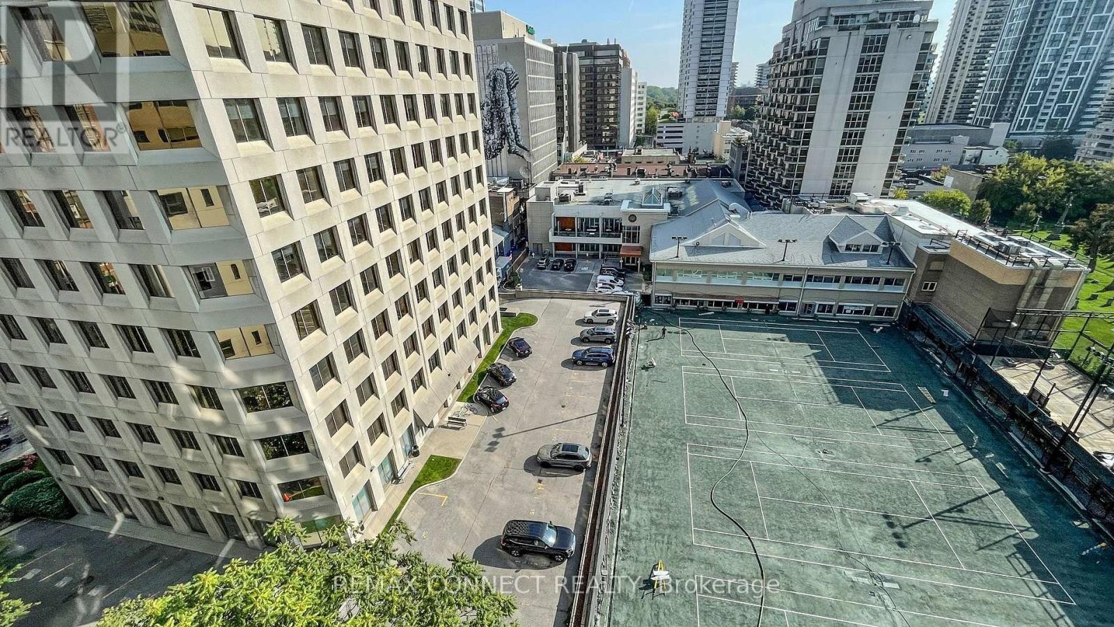 












1002 - 47 ST CLAIR AVENUE W

,
Toronto (Yonge-St. Clair),




Ontario
M4V3A5

