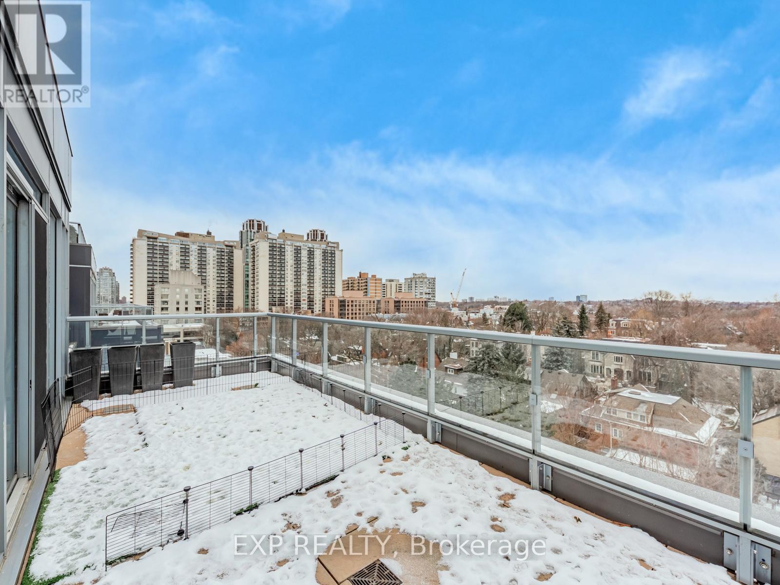 












811 - 6 PARKWOOD AVENUE

,
Toronto (Casa Loma),




Ontario
M4V1V1

