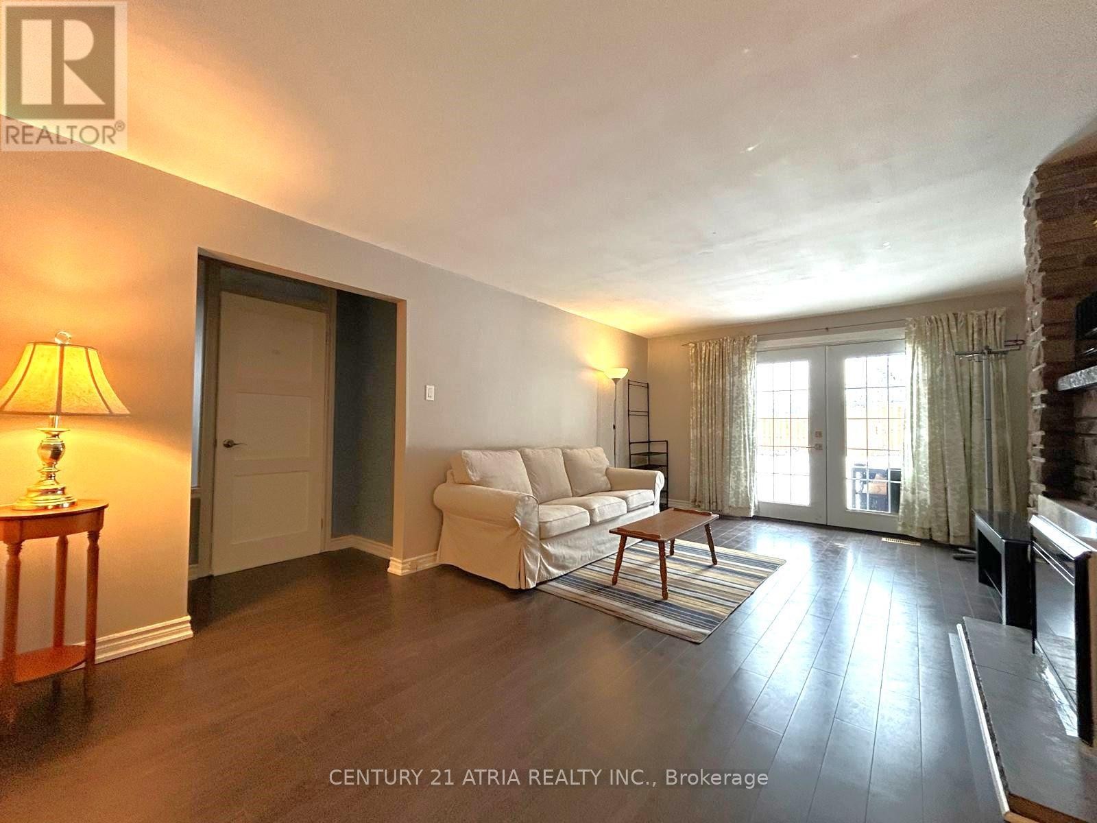 












LOWER - 50 WILLESDEN ROAD

,
Toronto (Hillcrest Village),




Ontario
M2H1V7

