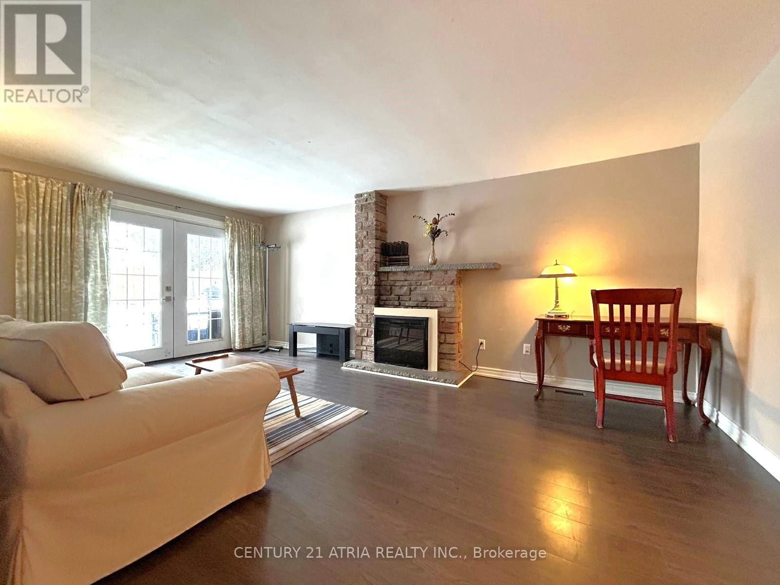 












LOWER - 50 WILLESDEN ROAD

,
Toronto (Hillcrest Village),




Ontario
M2H1V7

