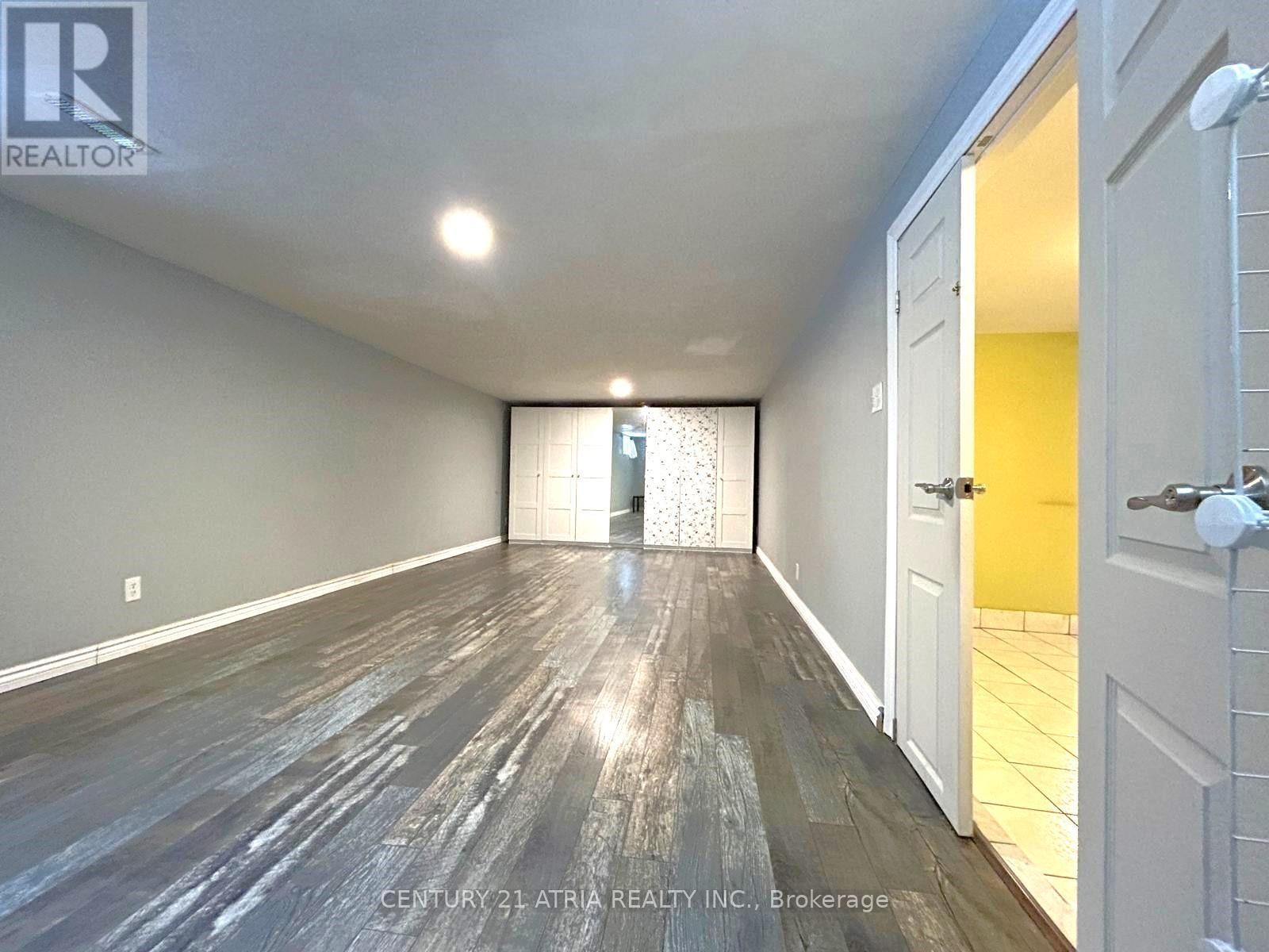 












LOWER - 50 WILLESDEN ROAD

,
Toronto (Hillcrest Village),




Ontario
M2H1V7

