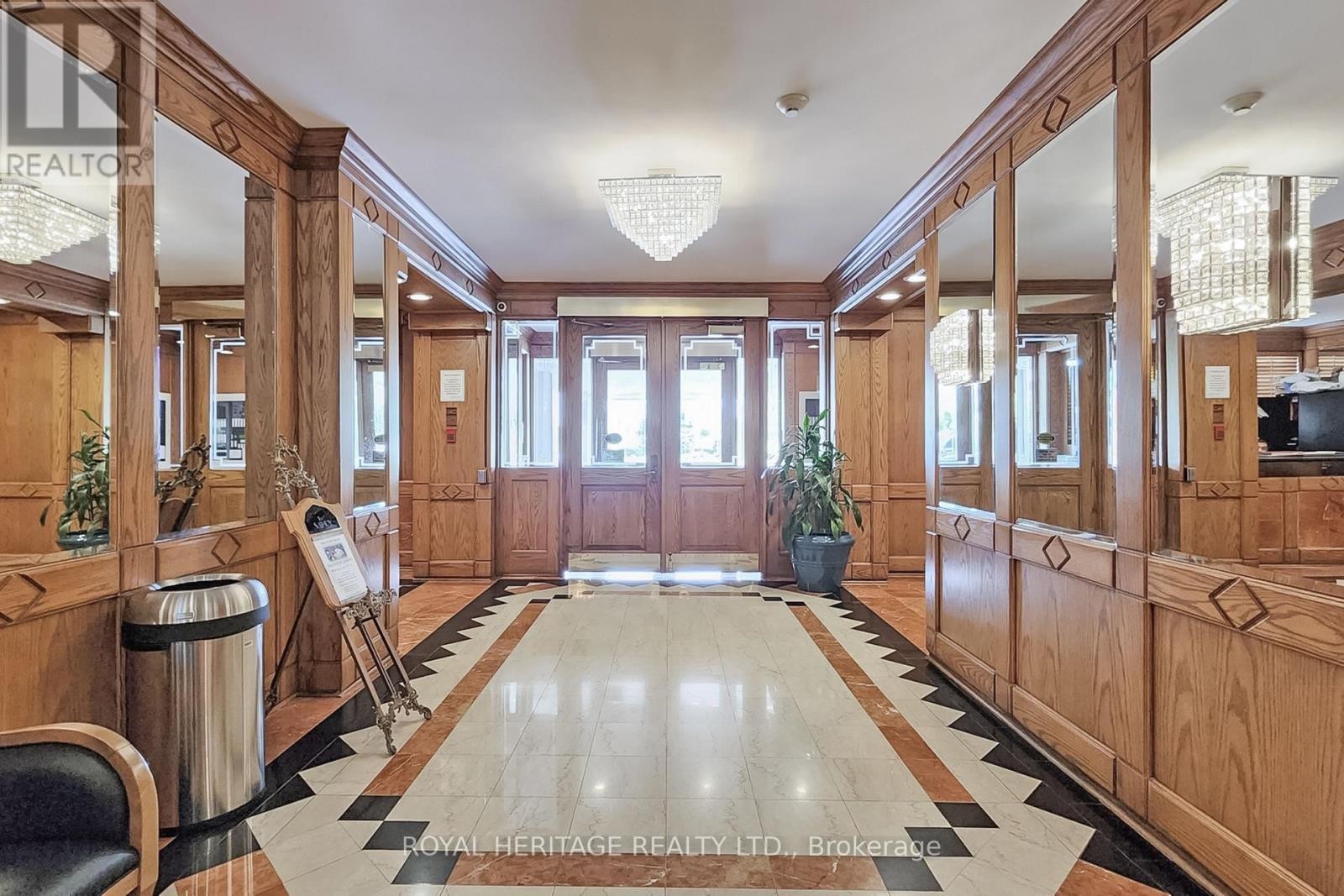 












801 - 10 TORRESDALE AVENUE

,
Toronto (Westminster-Branson),




Ontario
M2R3V8

