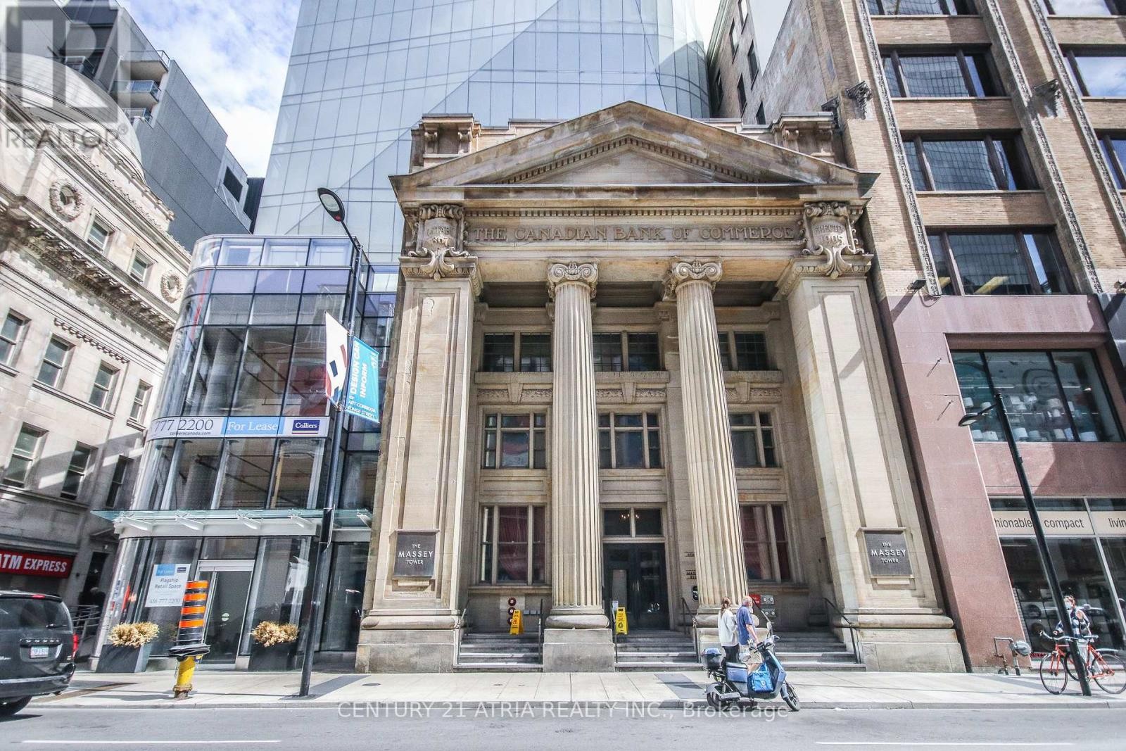 












1913 - 197 YONGE STREET

,
Toronto (Church-Yonge Corridor),




Ontario
M5B0C1

