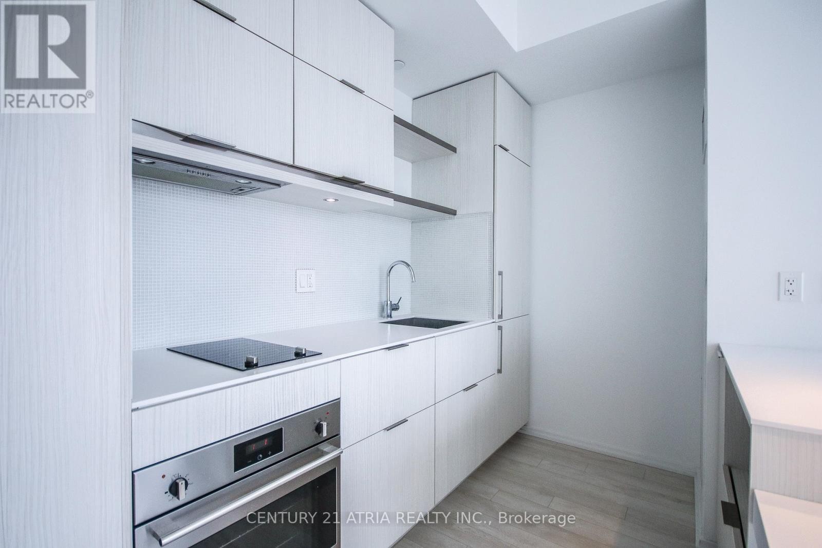 












1913 - 197 YONGE STREET

,
Toronto (Church-Yonge Corridor),




Ontario
M5B0C1

