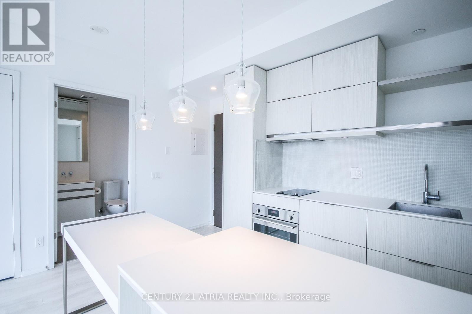 












1913 - 197 YONGE STREET

,
Toronto (Church-Yonge Corridor),




Ontario
M5B0C1

