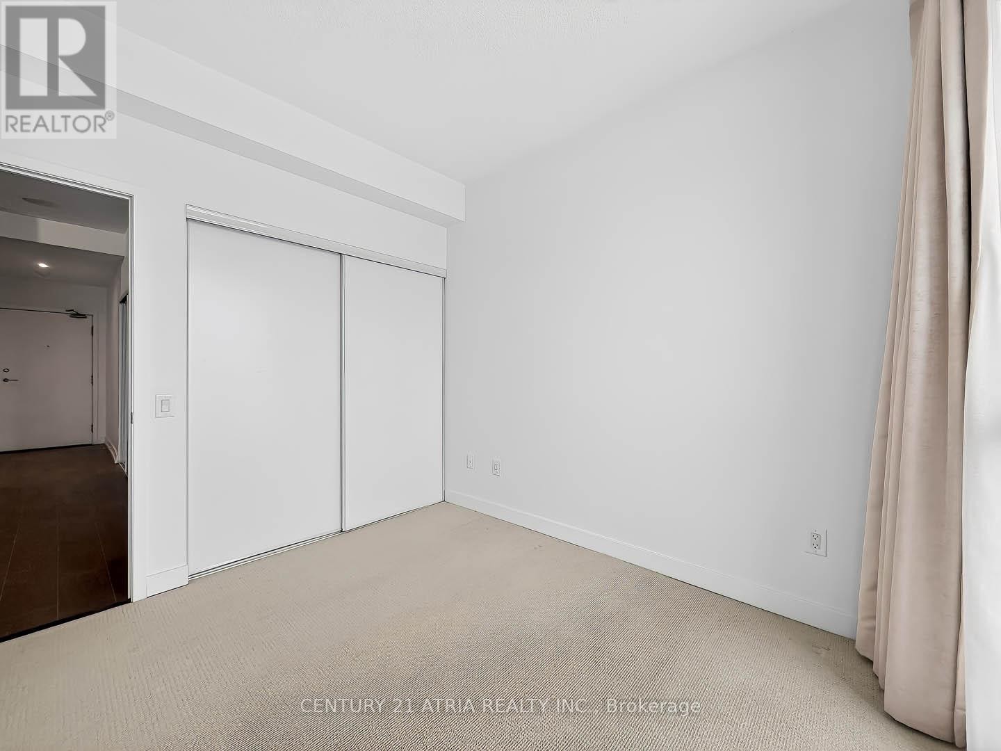 












2703 - 121 MCMAHON DRIVE

,
Toronto (Bayview Village),




Ontario
M2K0C1

