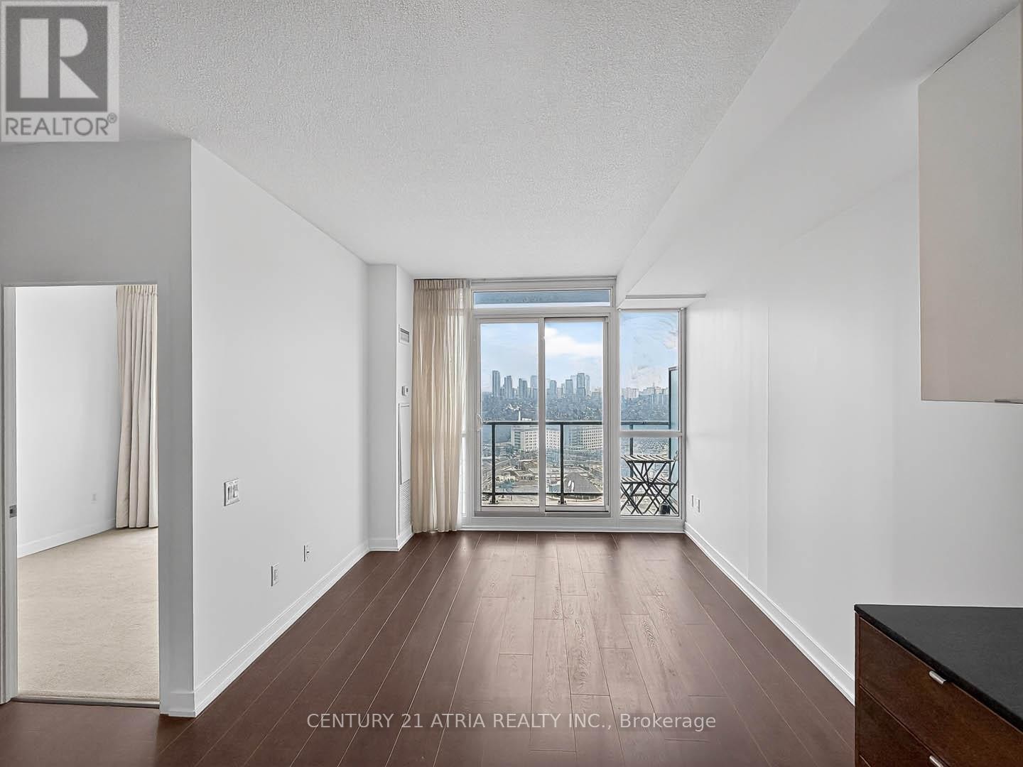 












2703 - 121 MCMAHON DRIVE

,
Toronto (Bayview Village),




Ontario
M2K0C1

