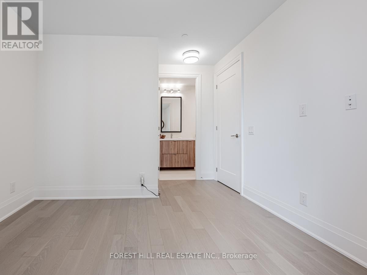 












201 - 280 HOWLAND AVENUE

,
Toronto (Annex),




Ontario
M5R0C3

