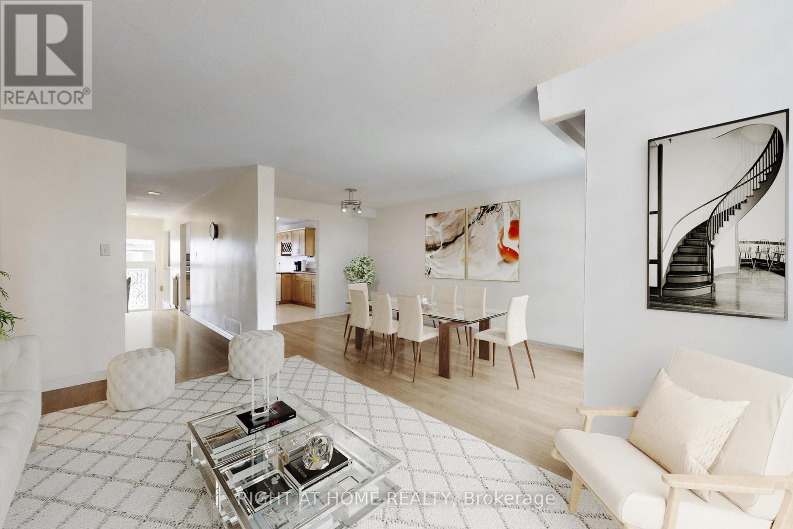 












9 FESTIVAL DRIVE

,
Toronto (Westminster-Branson),




Ontario
M2R3T9

